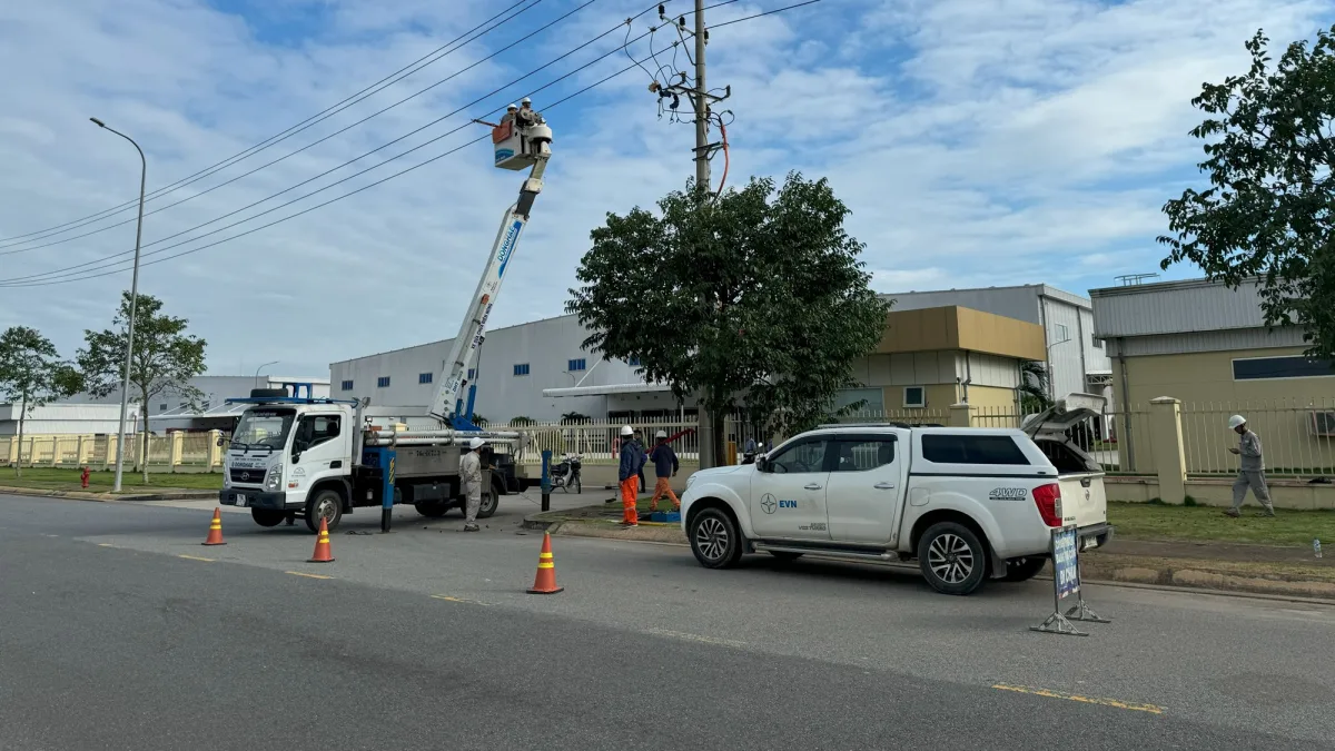 Tòa Nhà Văn Phòng XYZ